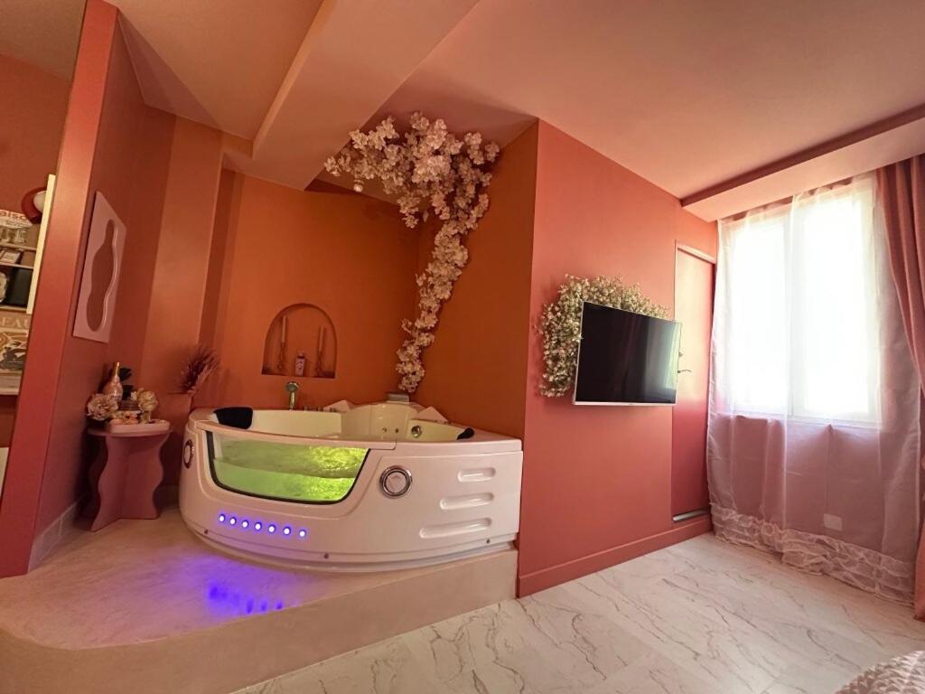 Le Love-room, Jacuzzi, Hyper-centre Appartement *